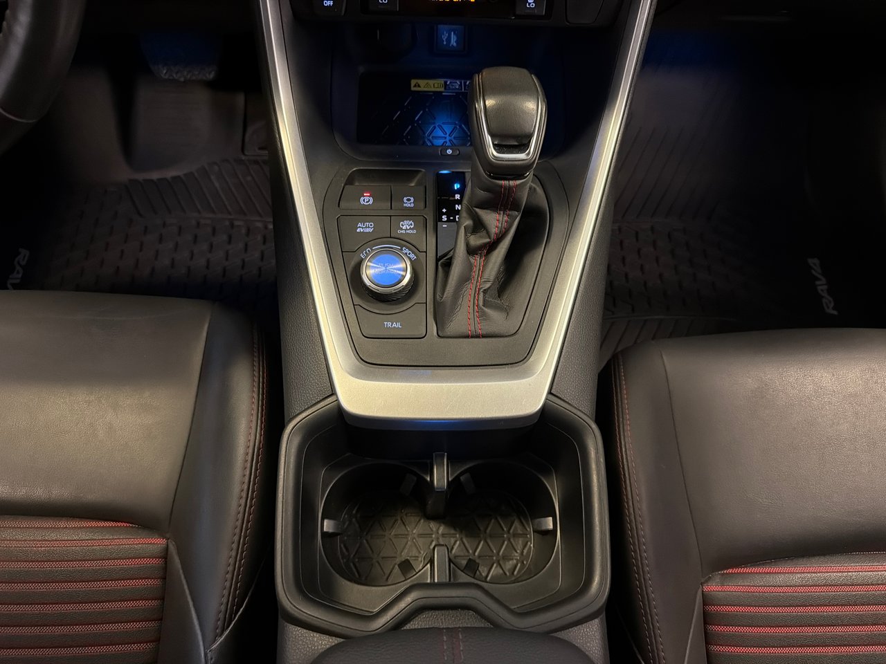 Toyota RAV4 Plug-in Hybrid XSE AWD 2023-21