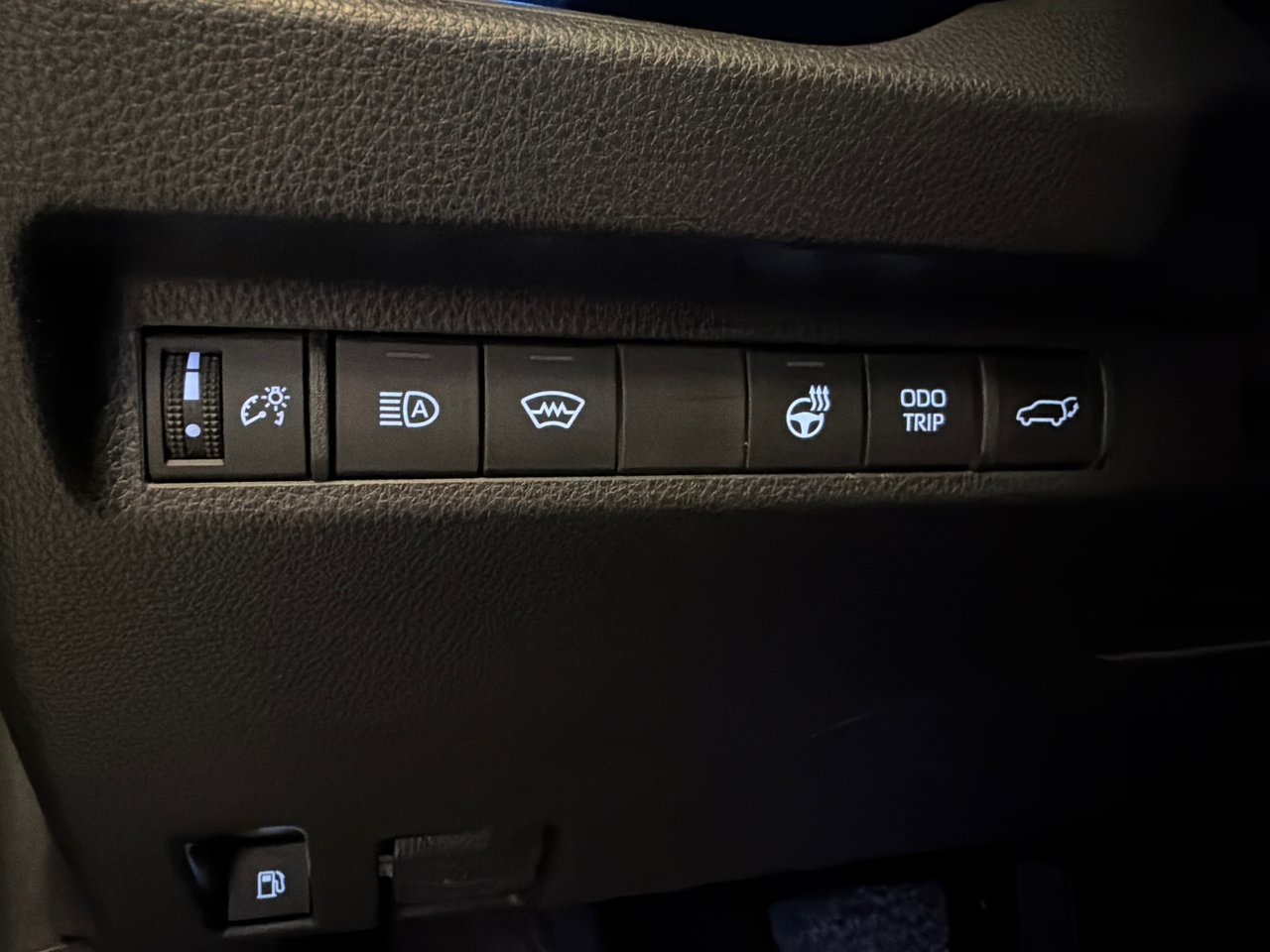 Toyota RAV4 Plug-in Hybrid XSE AWD 2023-32