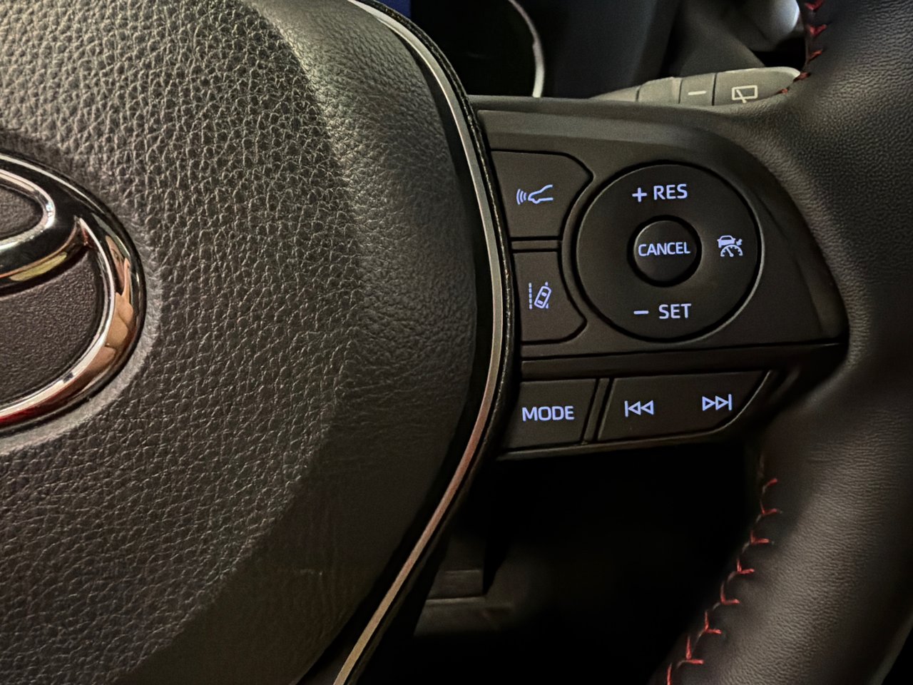 2024 Toyota RAV4 Plug-in Hybrid SE AWD *TRÈS BEAU VÉHICULE*-28
