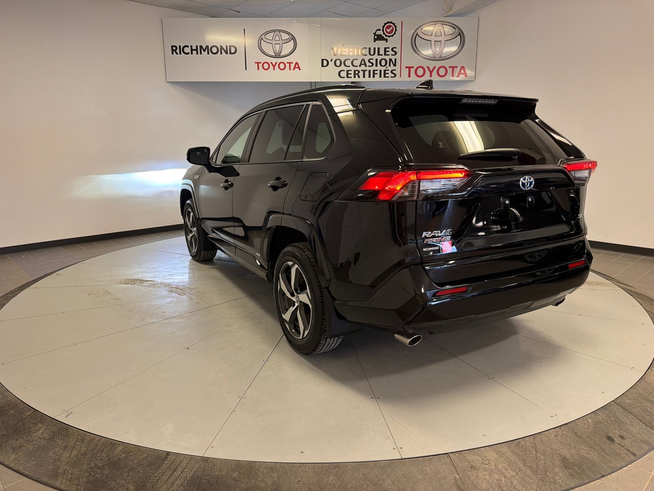 2024 Toyota RAV4 Plug-in Hybrid SE AWD *TRÈS BEAU VÉHICULE*-5