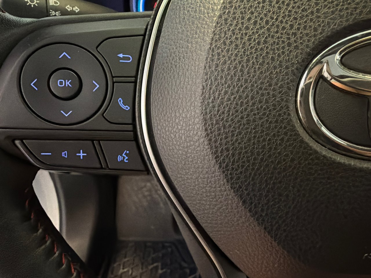 2021 Toyota RAV4 Prime XSE AWD-24