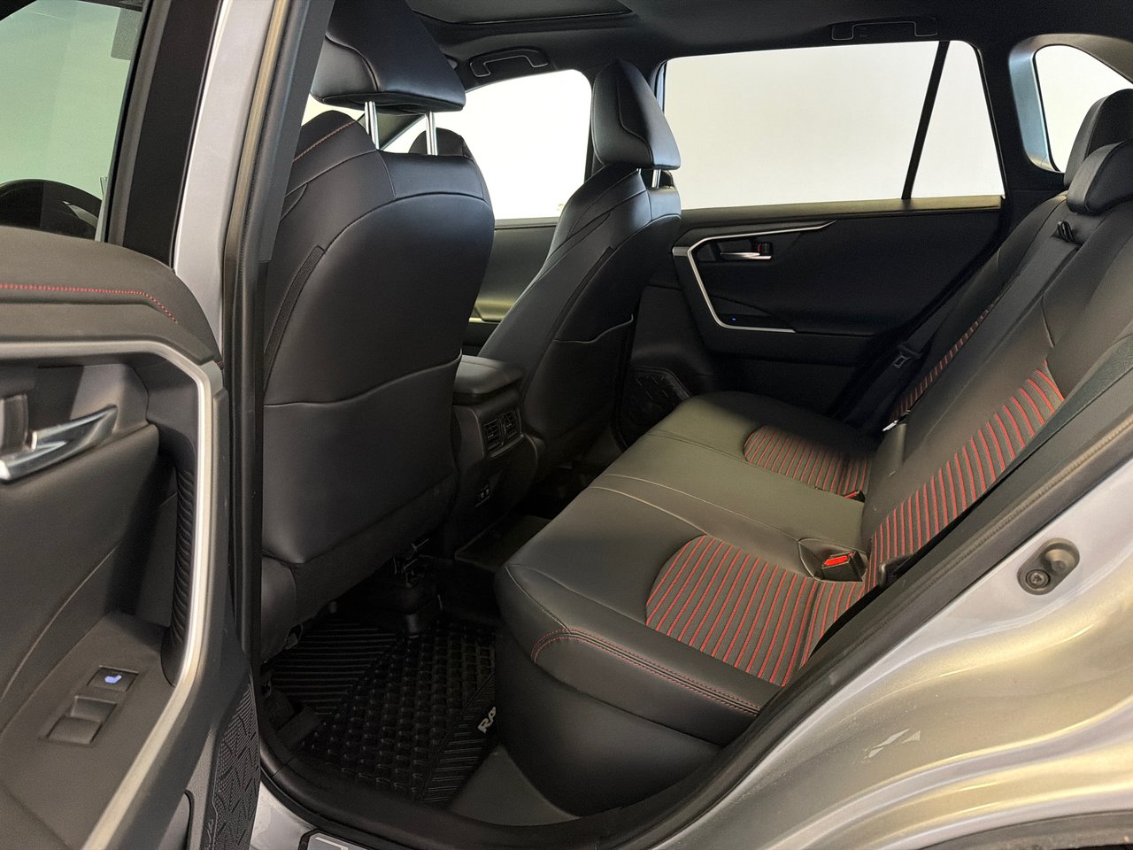 2021 Toyota RAV4 Prime XSE AWD-17