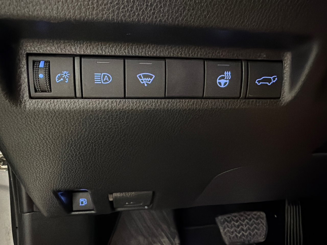 2021 Toyota RAV4 Prime XSE AWD-26