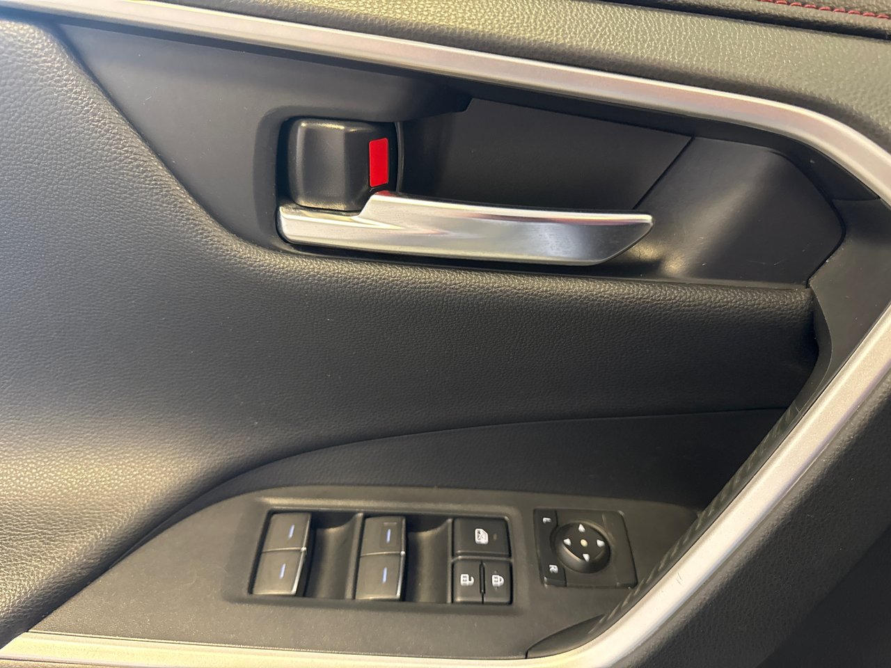 Toyota RAV4 Prime XSE *TRÈS BEAU VÉHICULE* 2023-31