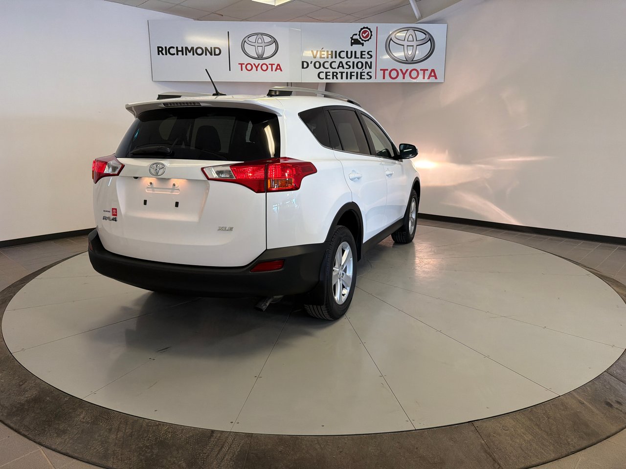2014 Toyota RAV4 XLE-7
