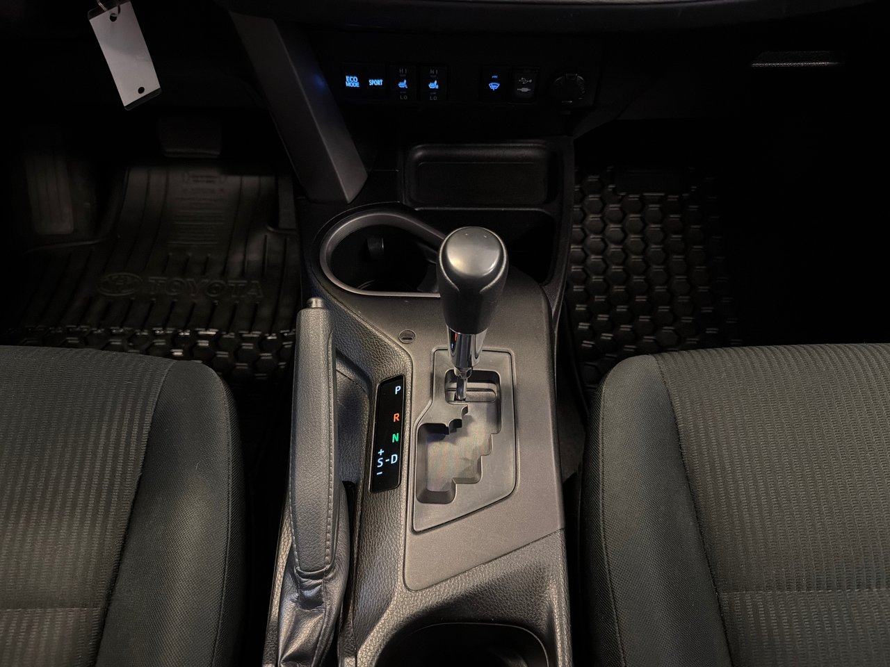 2017 Toyota RAV4 LE-27