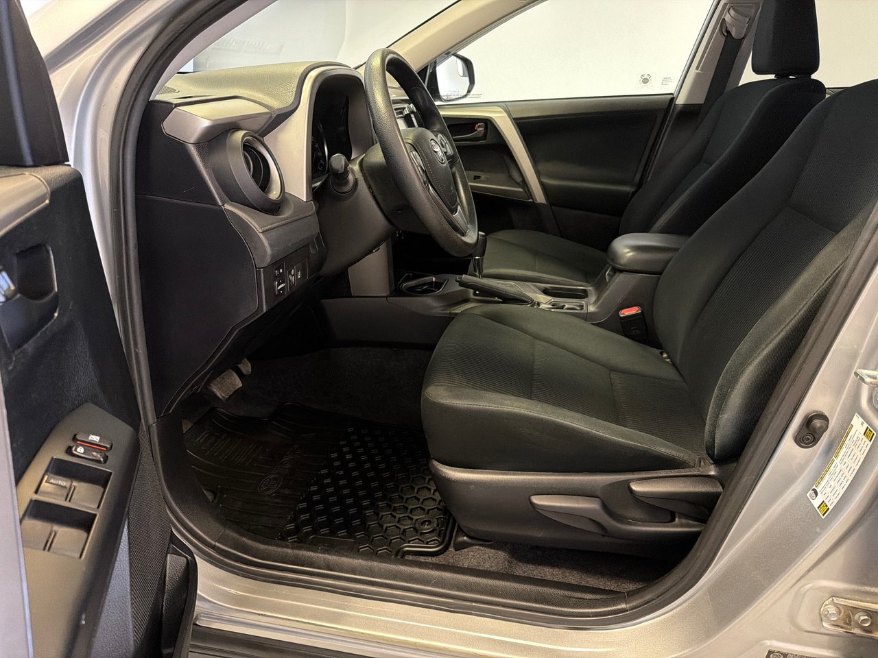 2017 Toyota RAV4 LE-15