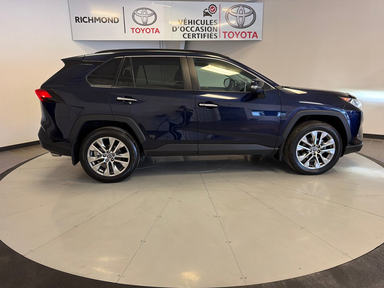Toyota RAV4 Limited AWD *TRÈS BEAU VÉHICULE* 2020-9