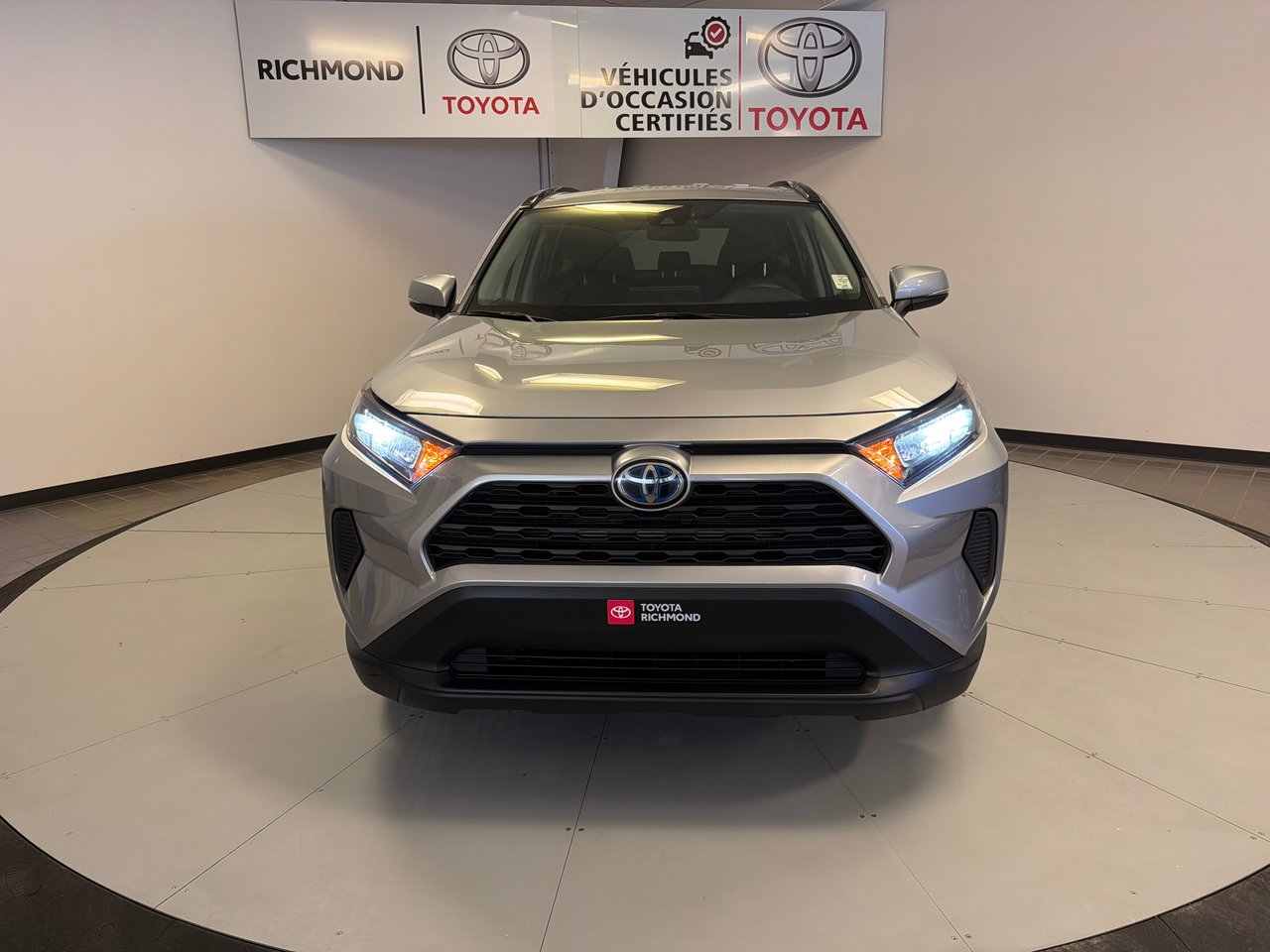 2021 Toyota RAV4 Hybrid LE *TRÈS BEAU VÉHICULE*-10