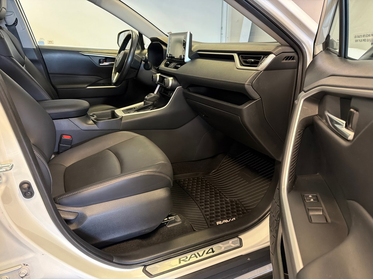 2021 Toyota RAV4 XLE AWD *TRÈS BEAU VÉHICULE*-18