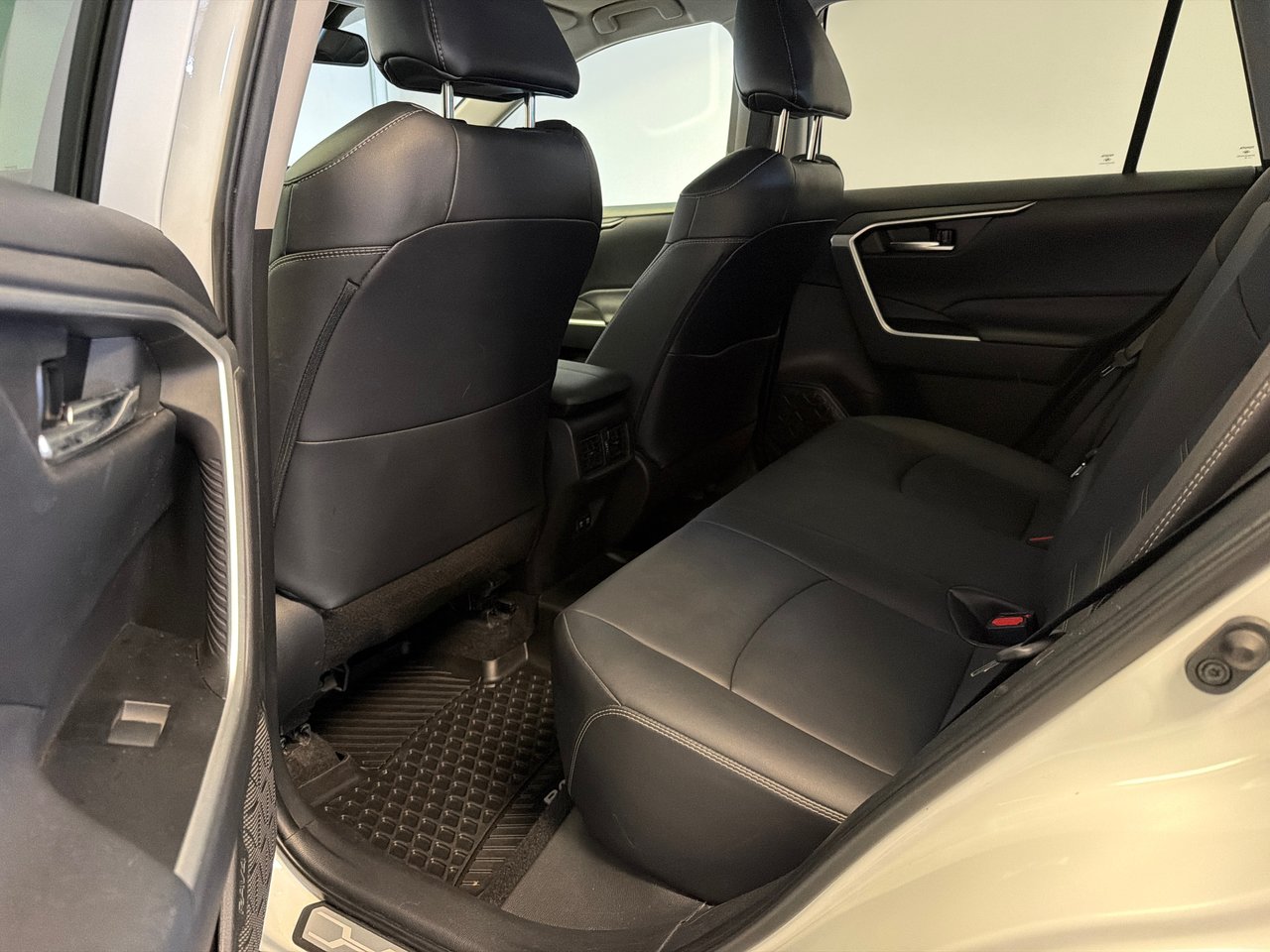 2021 Toyota RAV4 XLE AWD *TRÈS BEAU VÉHICULE*-15