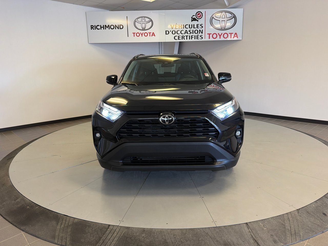 2022 Toyota RAV4 XLE PREMIUM-13