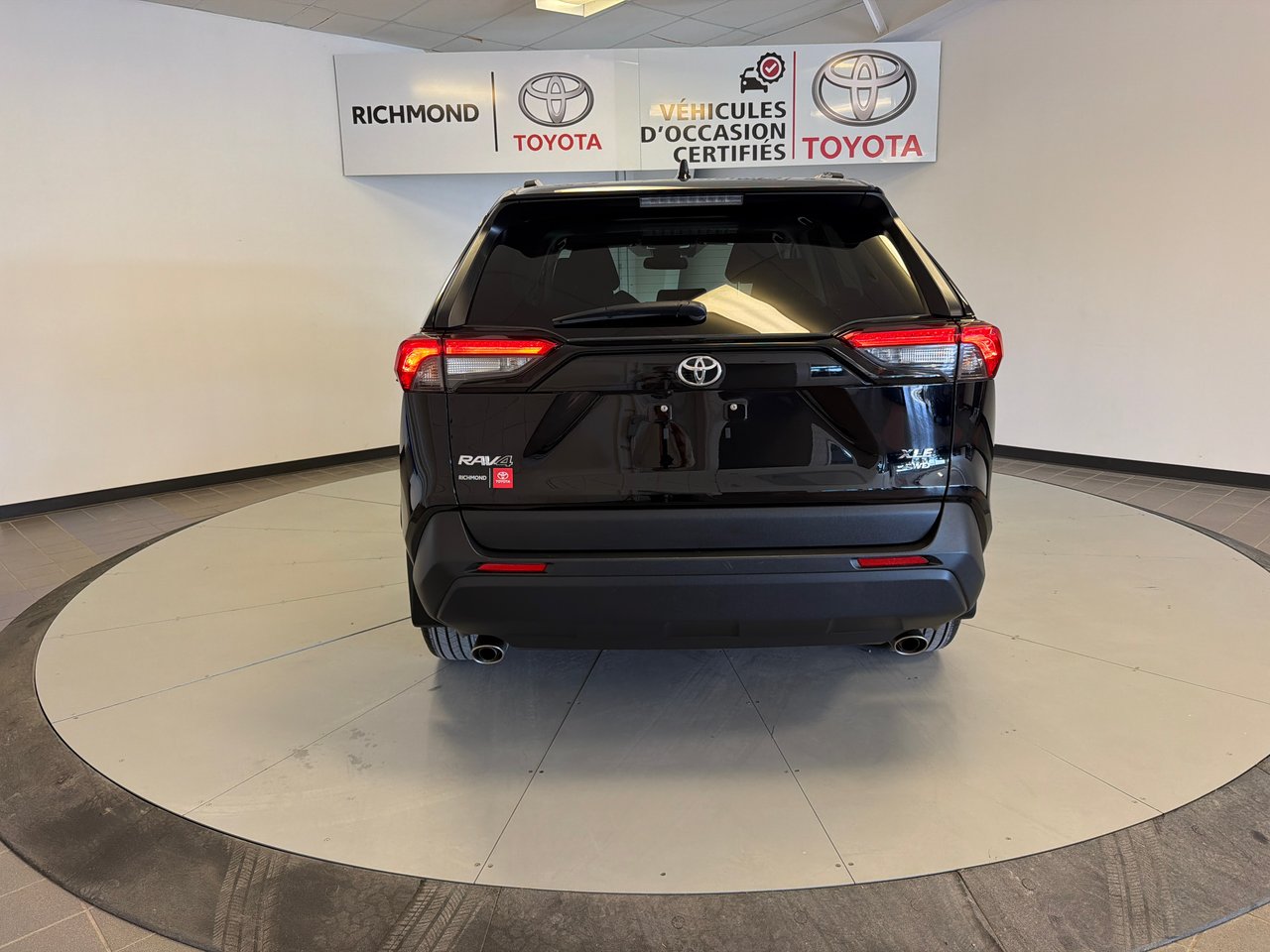 2022 Toyota RAV4 XLE PREMIUM-7