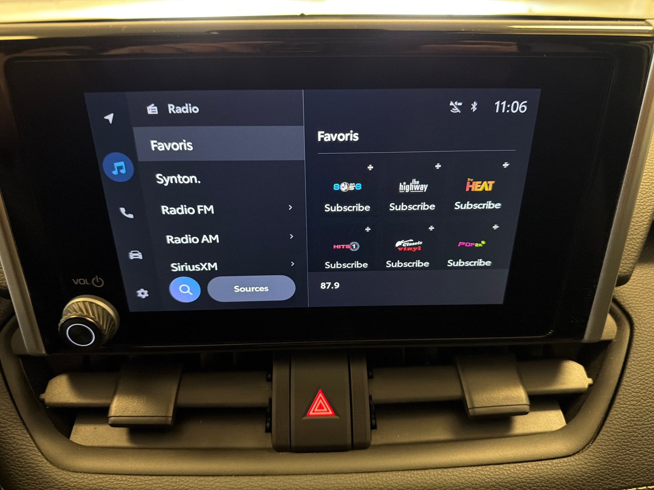 2023 Toyota RAV4 Hybrid XLE-21