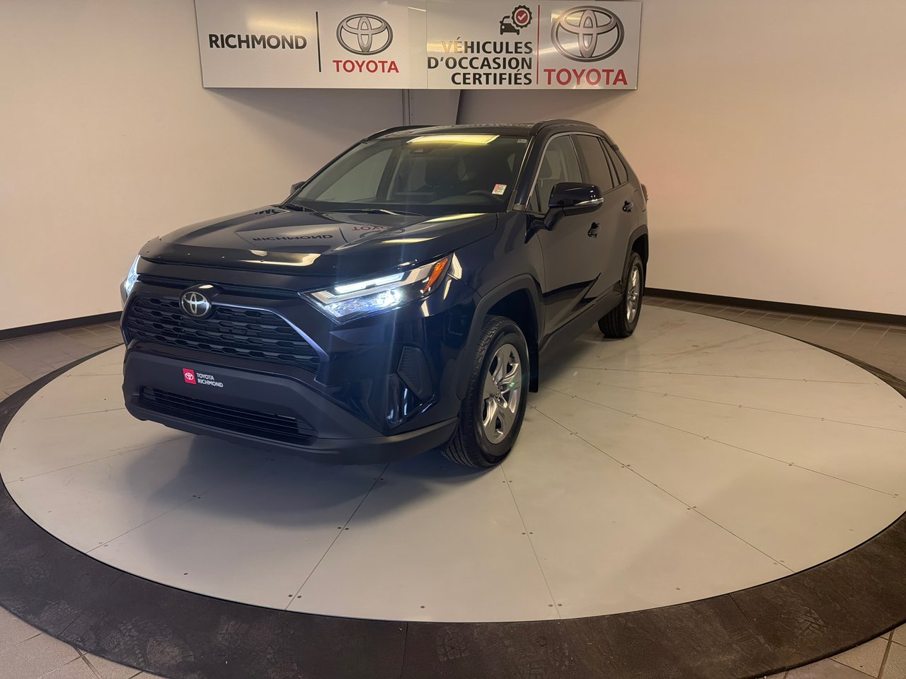 Toyota RAV4 XLE AWD *BAS KILOMÉTRAGE* 2023-1