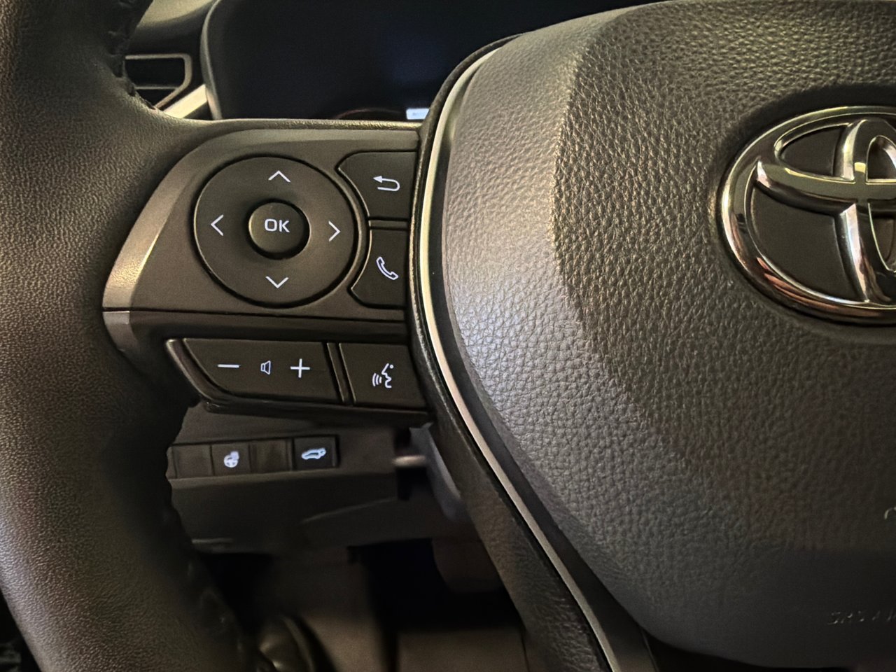 2023 Toyota RAV4 XLE AWD *BAS KILOMÉTRAGE*-27