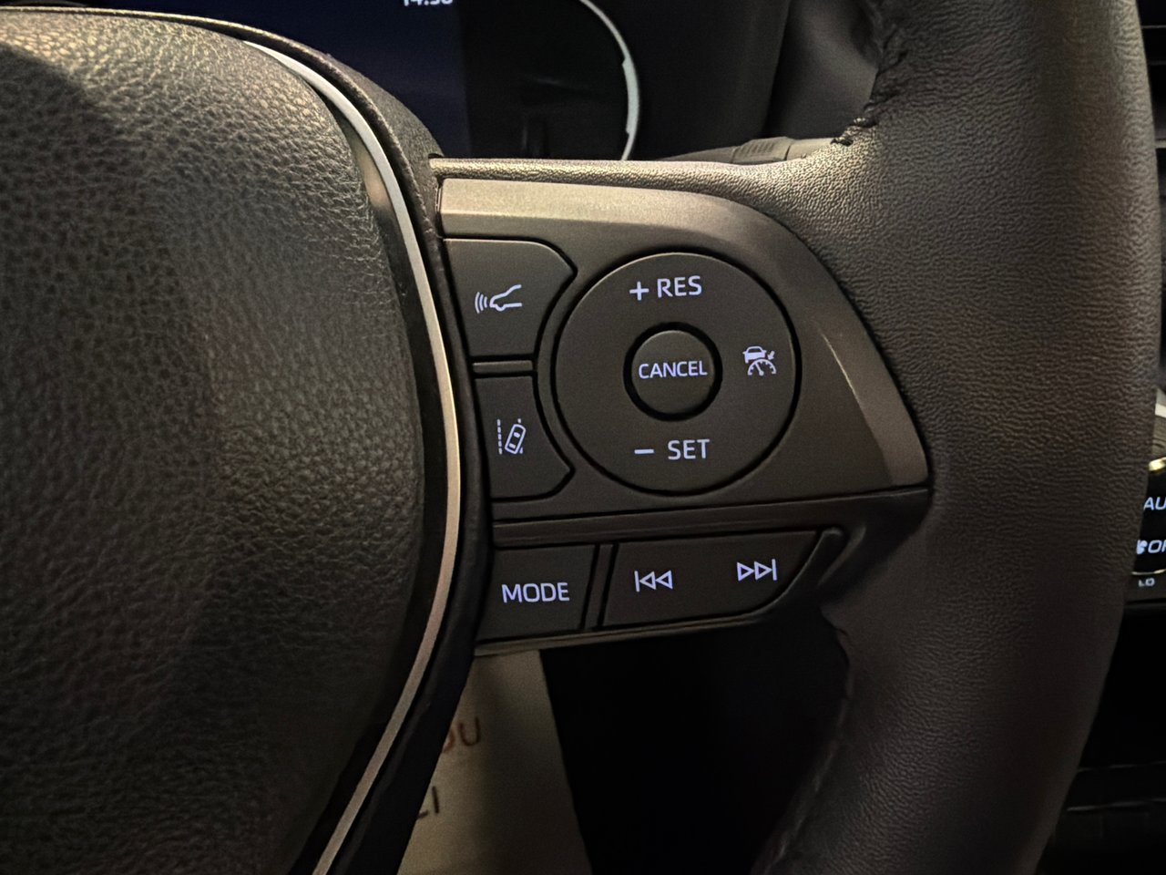 2024 Toyota RAV4 Hybrid XLE *TRÈS BAU VÉHICULE!*-29