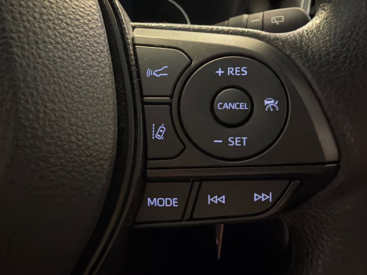 Toyota RAV4 Hybrid LE *BASKILOMÉTRAGE* 2025-25