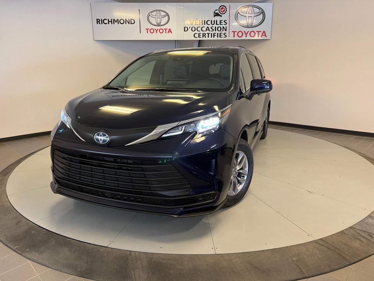 2025 Toyota Sienna XLE FWD *DÉMO +BAS KILOMÉTRAGE*-3