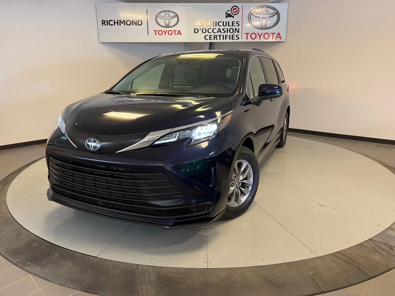 2025 Toyota Sienna XLE FWD *DÉMO +BAS KILOMÉTRAGE*-4