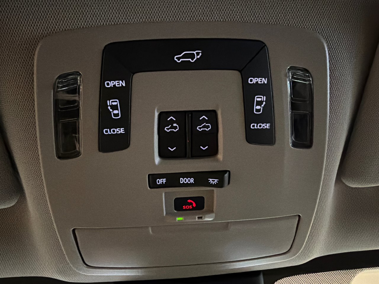 2025 Toyota Sienna XLE FWD *DÉMO +BAS KILOMÉTRAGE*-40