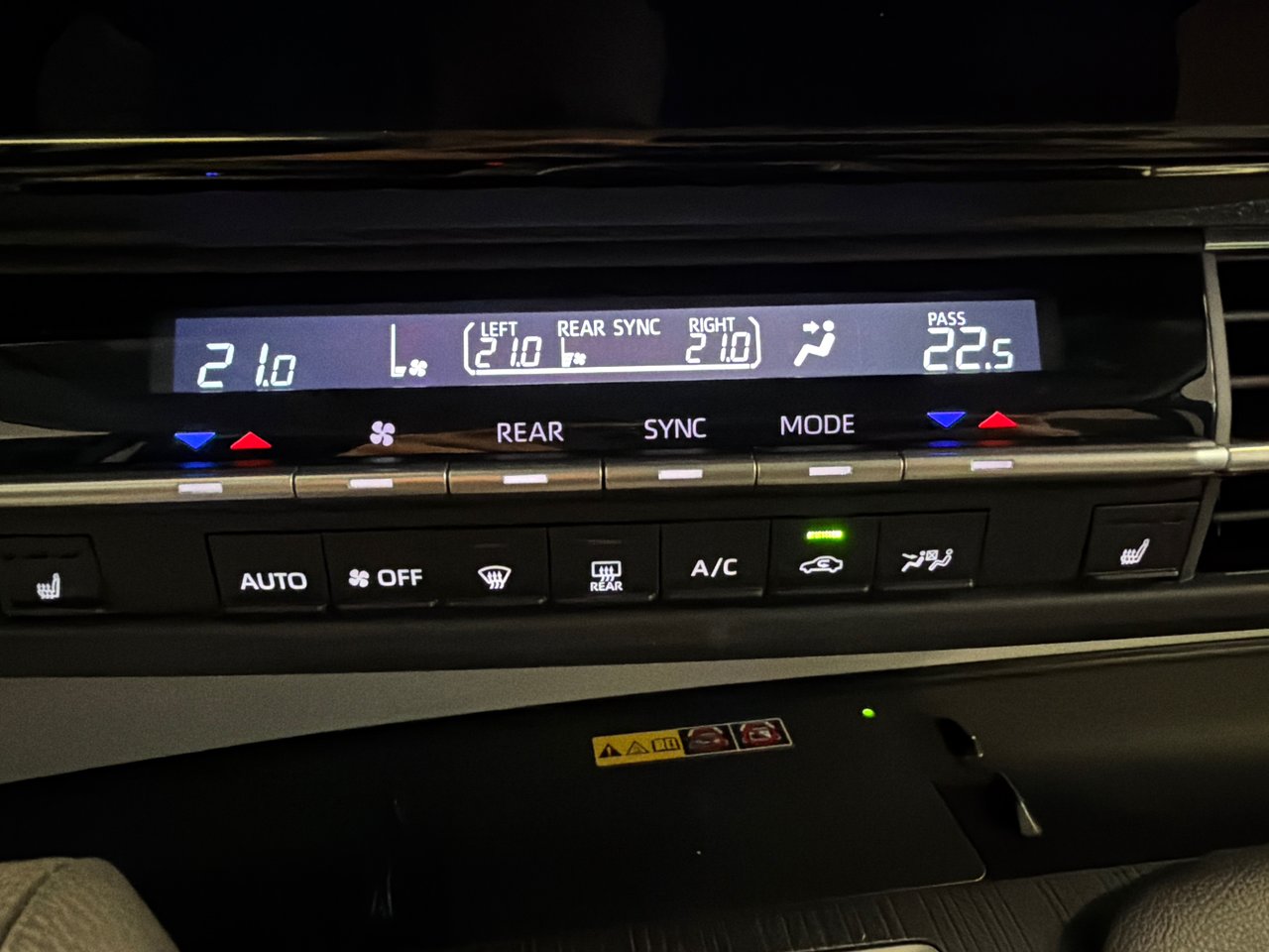 2025 Toyota Sienna XLE FWD *DÉMO +BAS KILOMÉTRAGE*-35