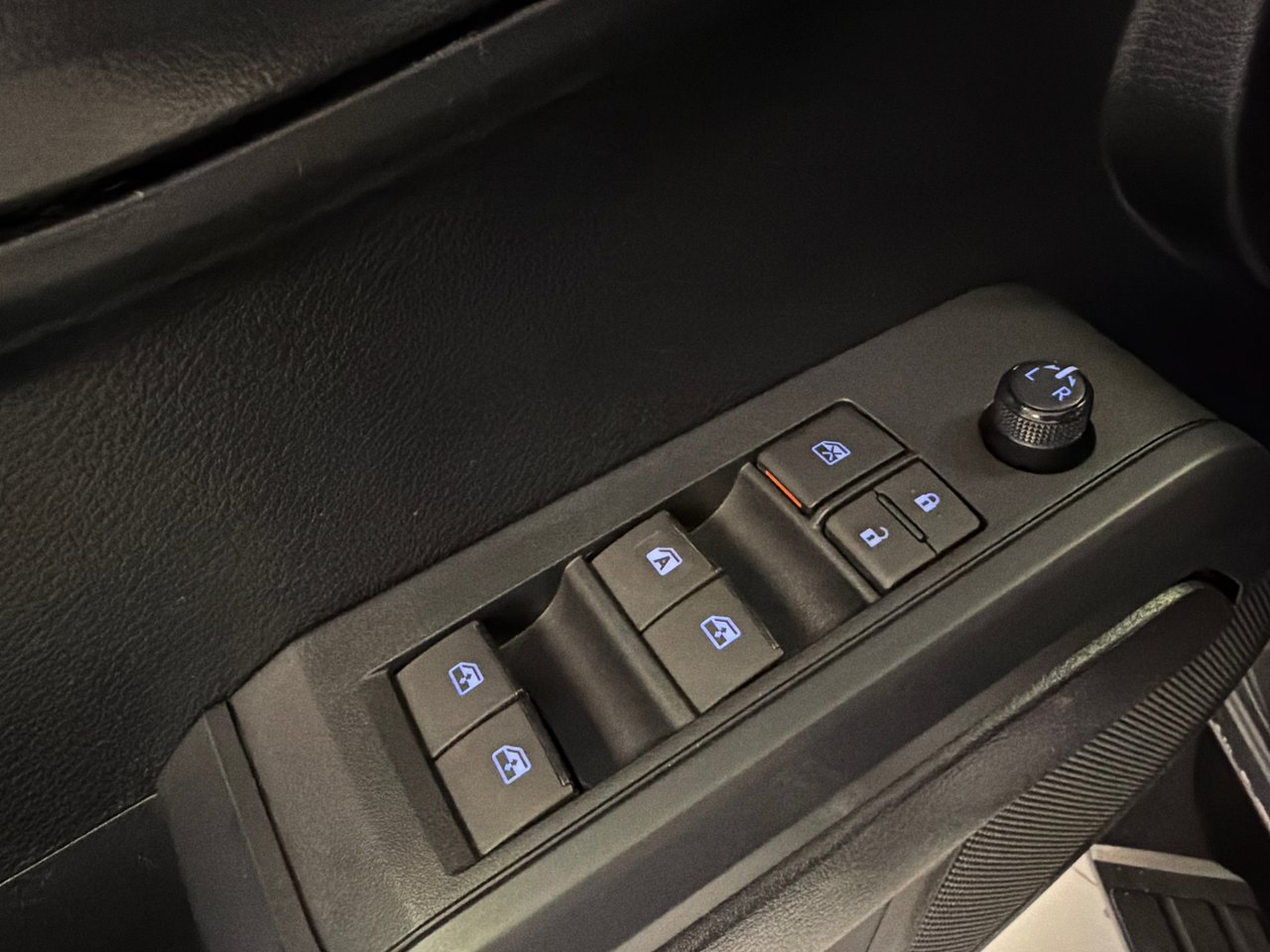 2021 Toyota Tacoma DOUBLE CAB 6A-34
