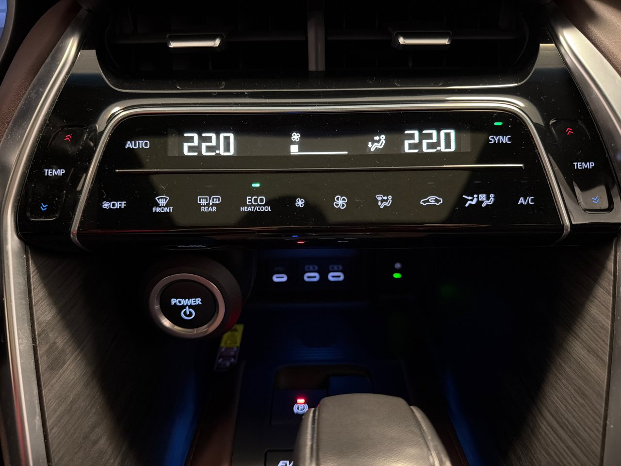 2024 Toyota Venza Hybrid LIMITED-25