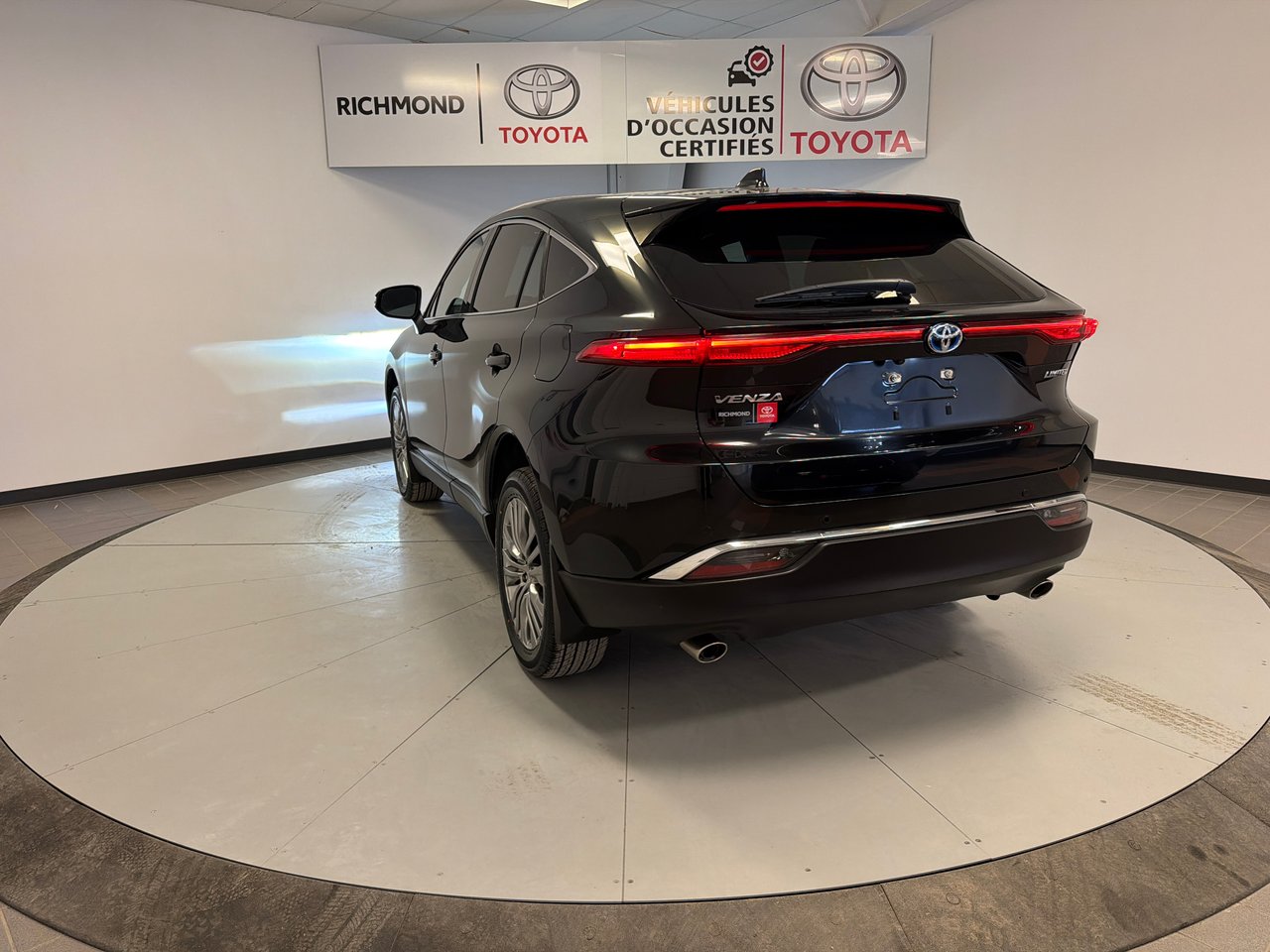 2024 Toyota Venza Hybrid LIMITED-5