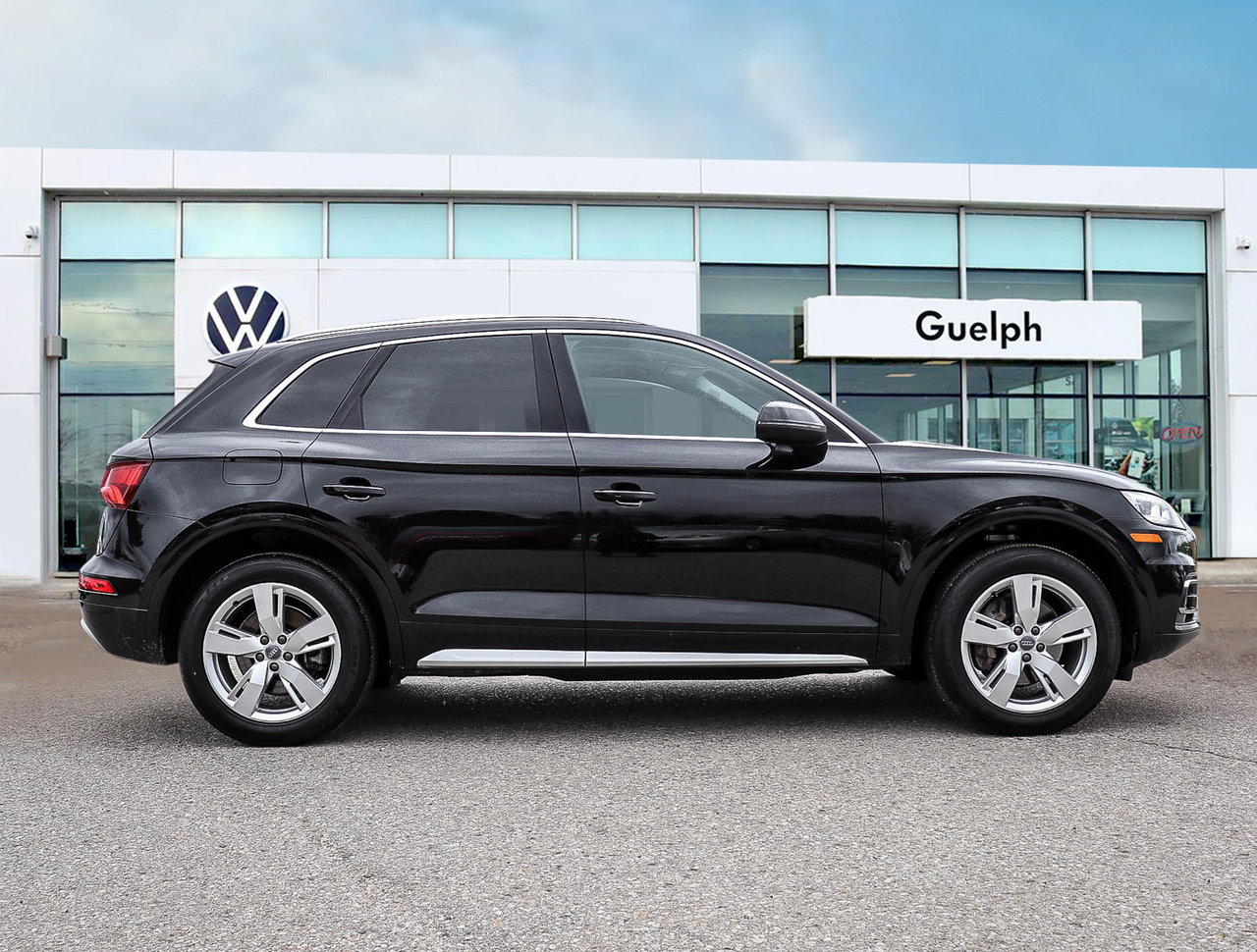 2018 Audi Q5 2.0T Technik