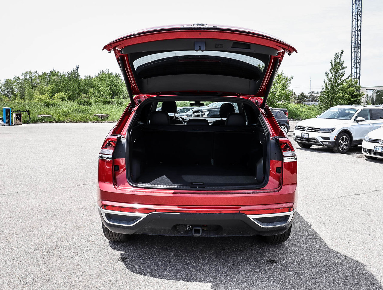 2024 Volkswagen Atlas Cross Sport Highline | No Accidents | Black Alloy Package