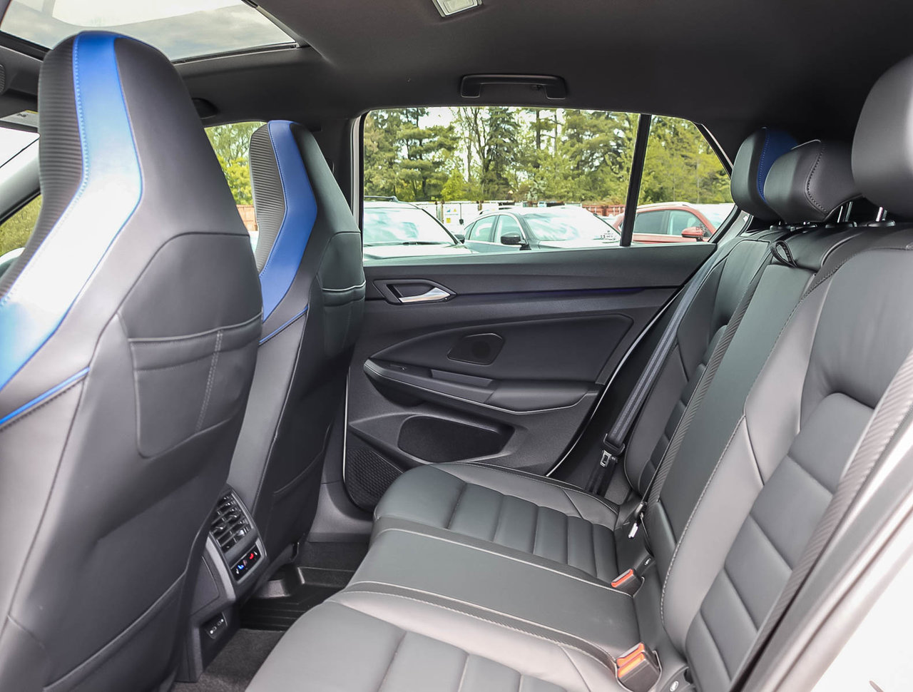 Volkswagen Golf R Base 2024