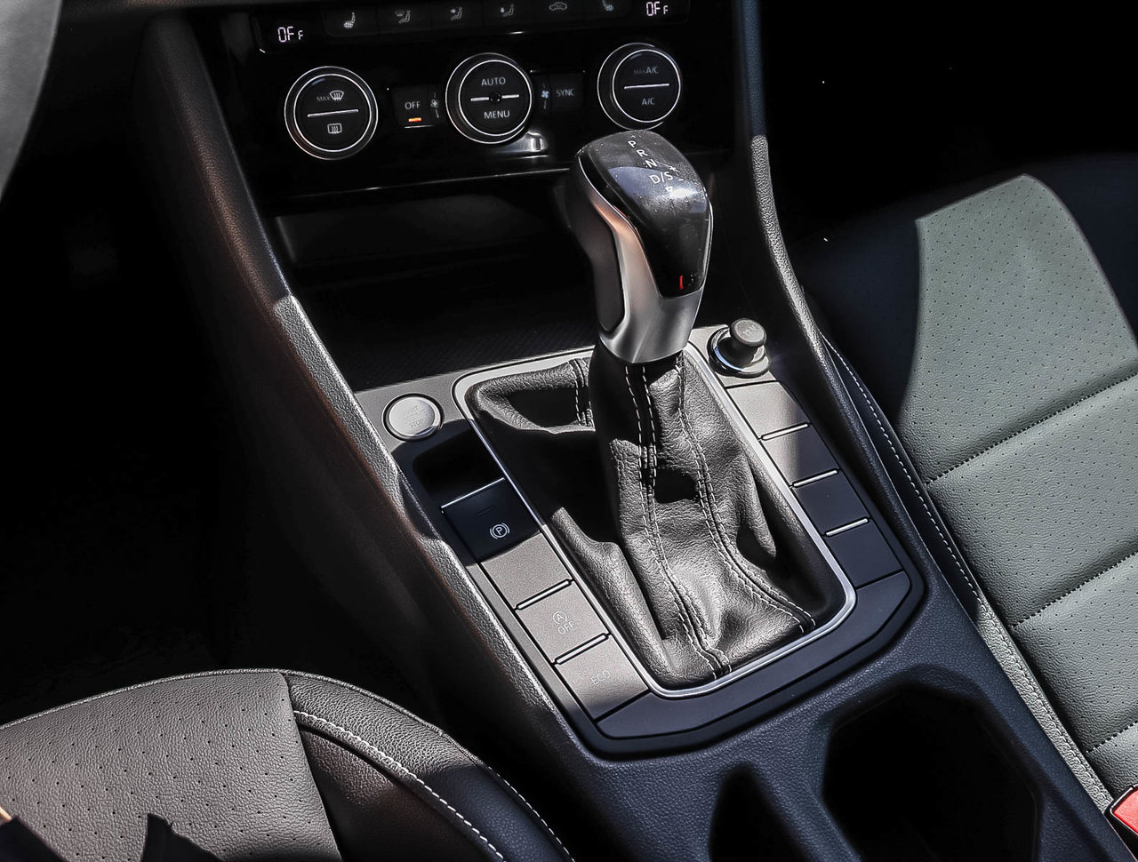 Volkswagen Jetta Comfortline 2024