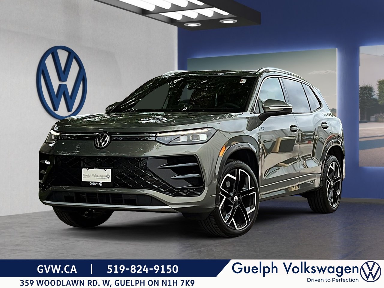 Avocado Green w/Deep Black Roof 2026 Volkswagen Tiguan SUV / Crossover Automatic