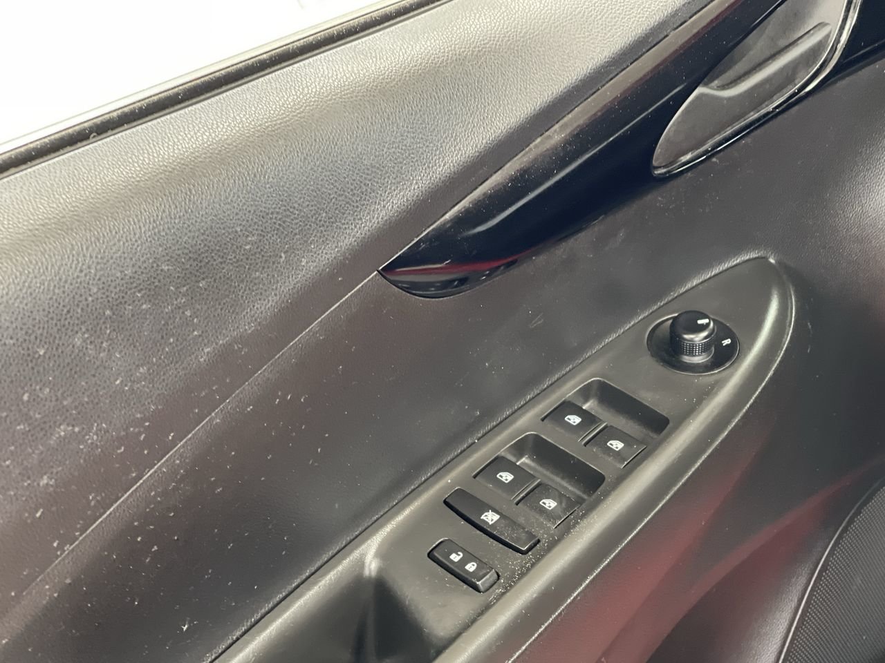 Certified Used 2021 ROUGE Chevrolet 1LT + 8 PNEUS INCLUS + TRES BAS KILOMETRAGE + ++++ image 21