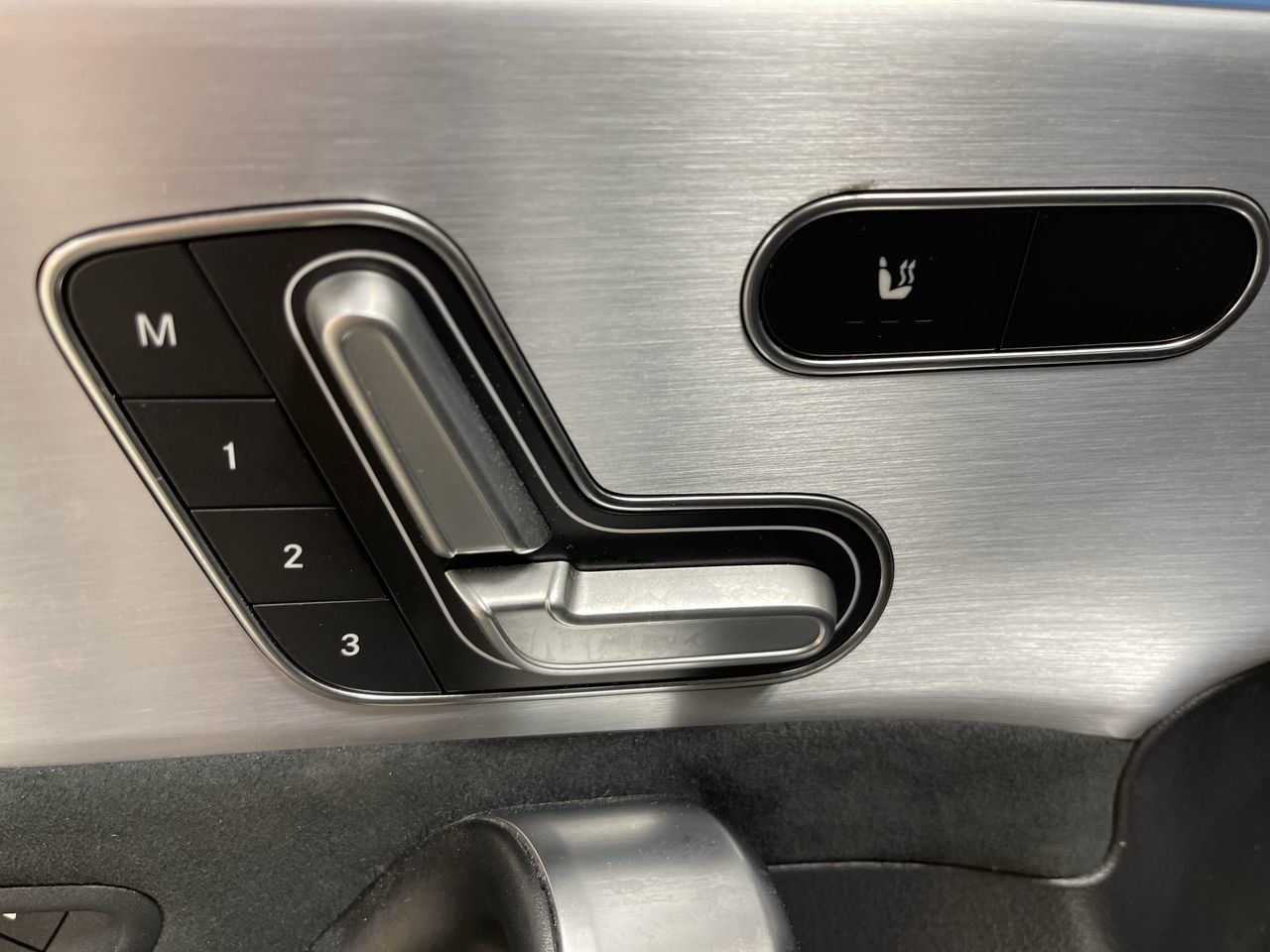 Certified Used 2021 BLACK Mercedes-Benz AMG A 35 AWD 4MATIC + CUIR + CLIM BI-ZONE + CAMERA image 20