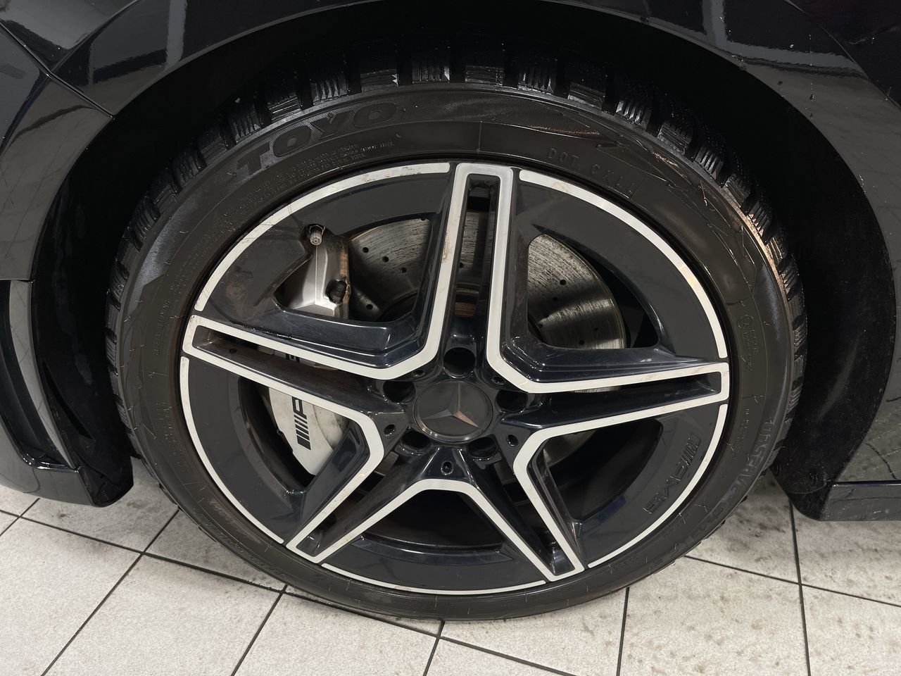 Certified Used 2021 BLACK Mercedes-Benz AMG A 35 AWD 4MATIC + CUIR + CLIM BI-ZONE + CAMERA image 18