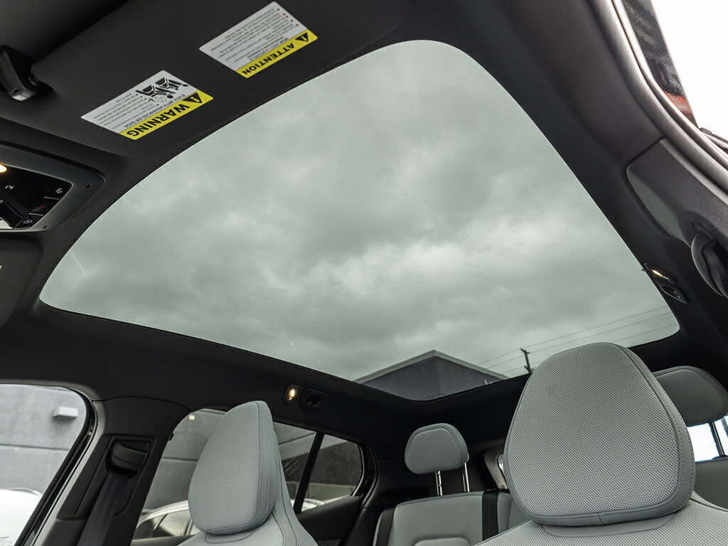 2025 Volvo EX30 Ultra-19