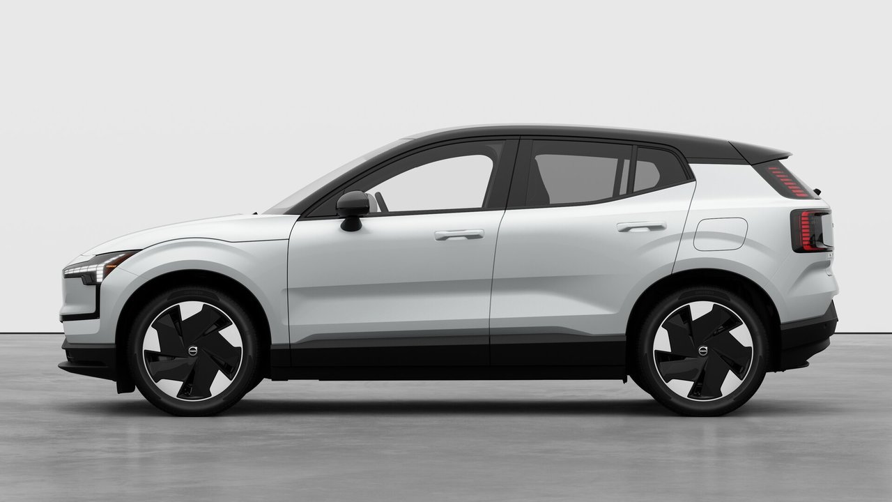 2026 Volvo EX30 Plus-7