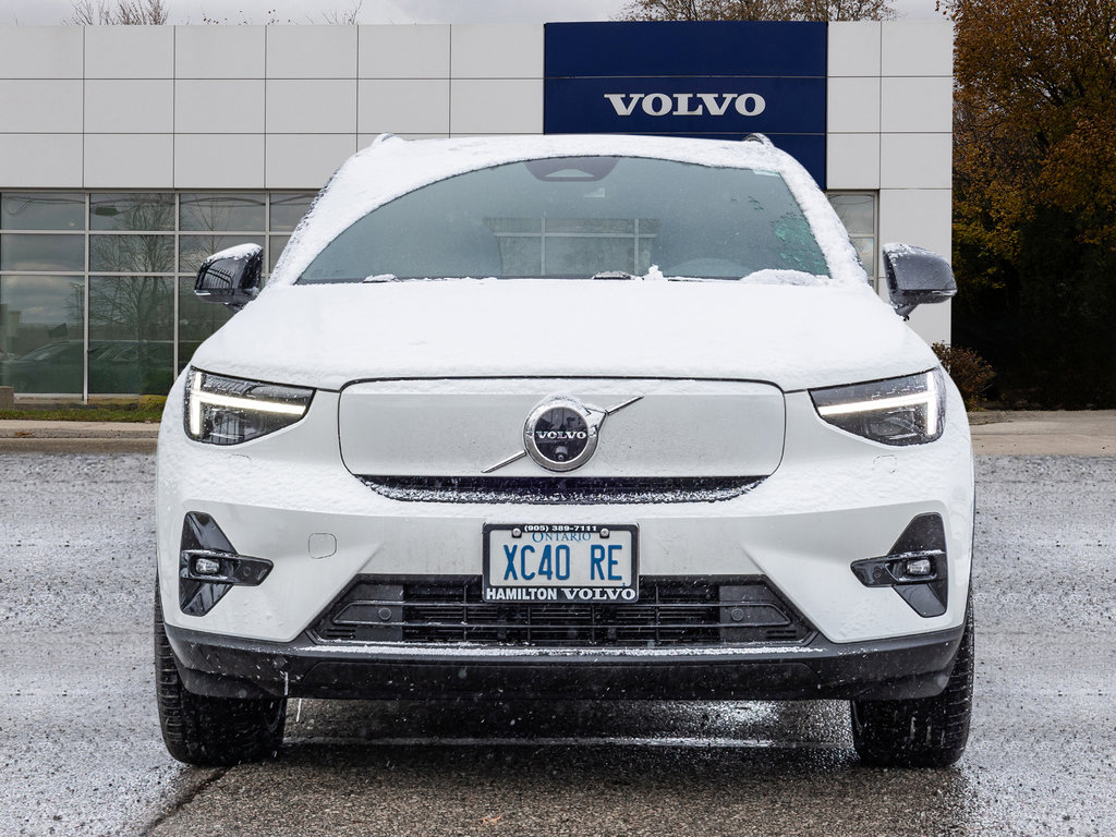 2025 Volvo EX40 Ultra-1