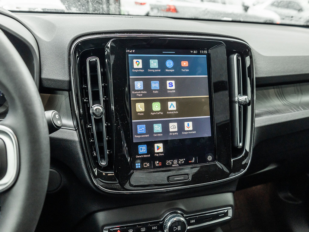 2025 Volvo EX40 Ultra-22