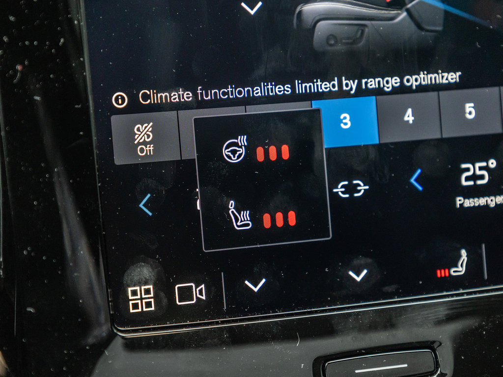 2025 Volvo EX40 Ultra-24