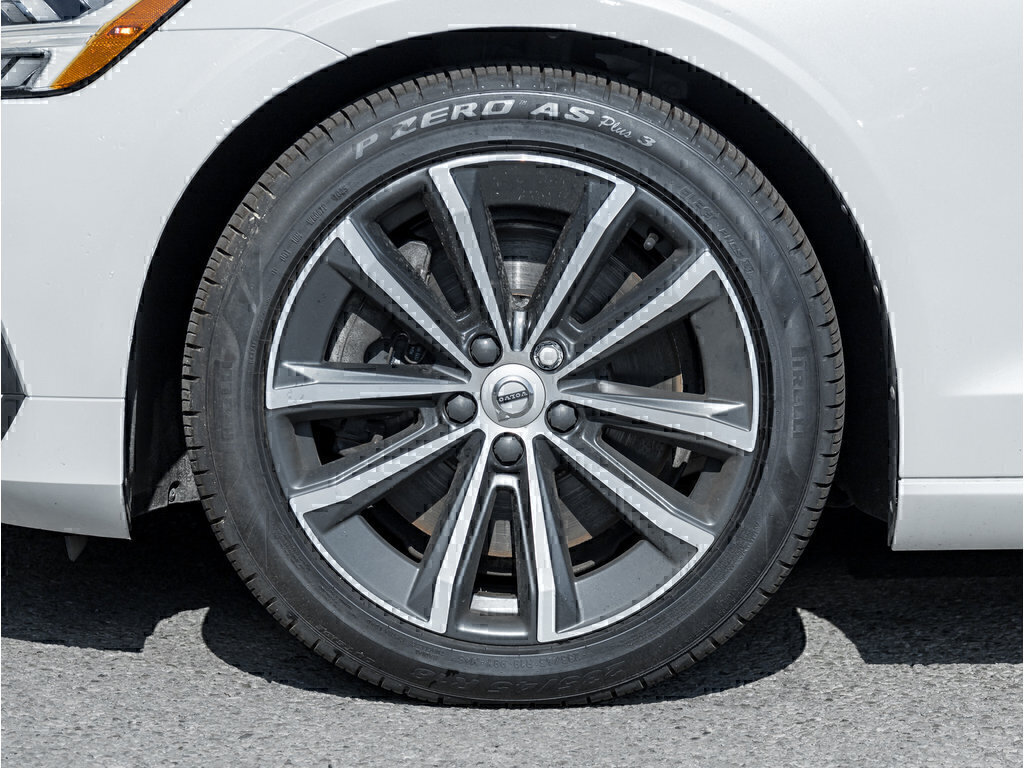 2021 Volvo S60 Momentum-3