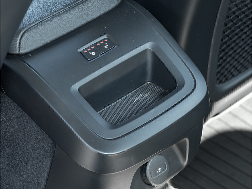 2021 Volvo S60 Momentum-21