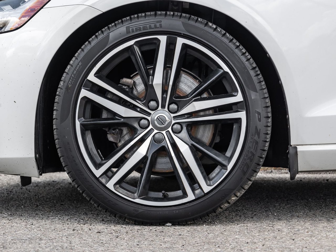 2022 Volvo S60 R-Design-3