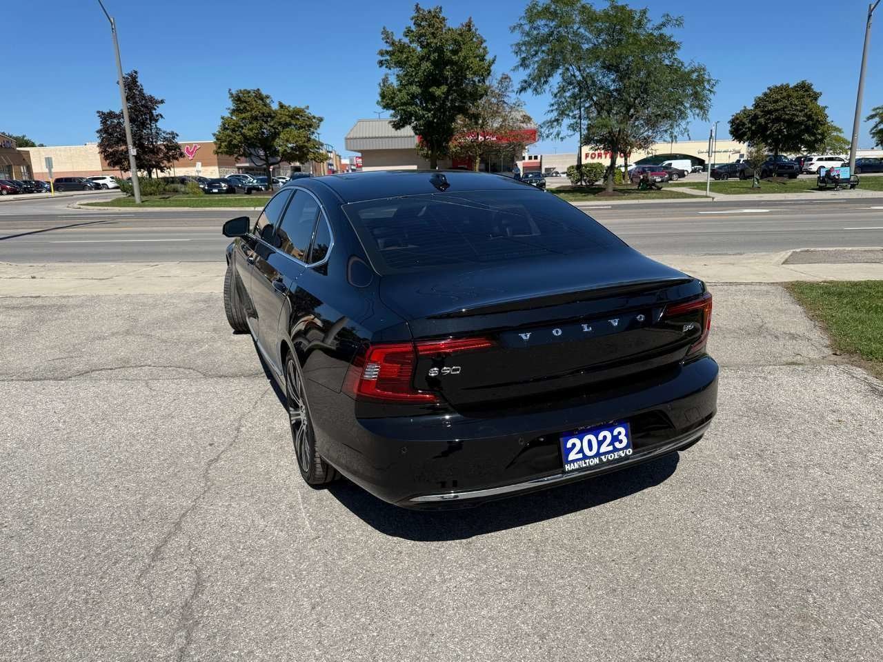 2023 Volvo S90 Ultimate Bright Theme-7
