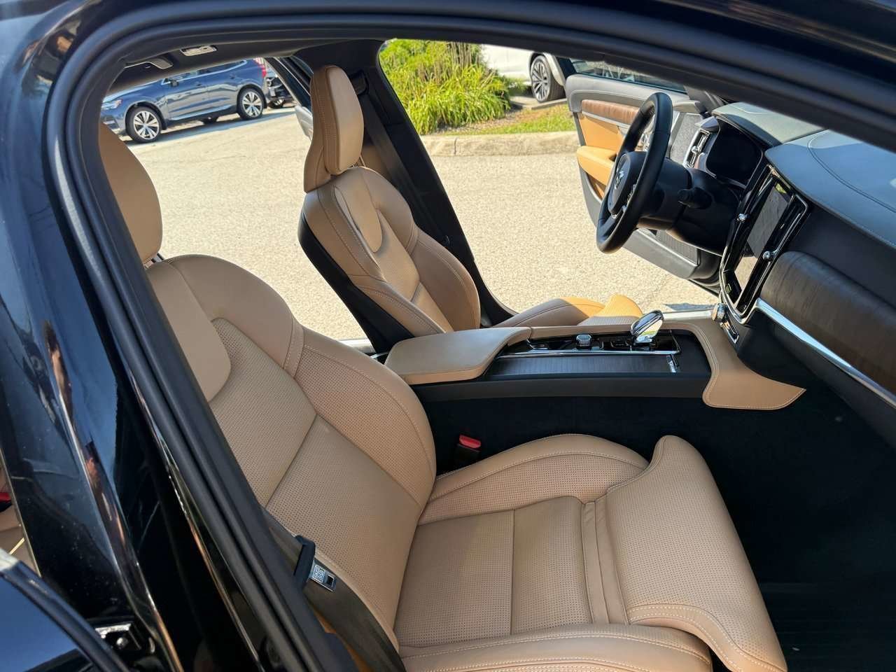 2023 Volvo S90 Ultimate Bright Theme-22