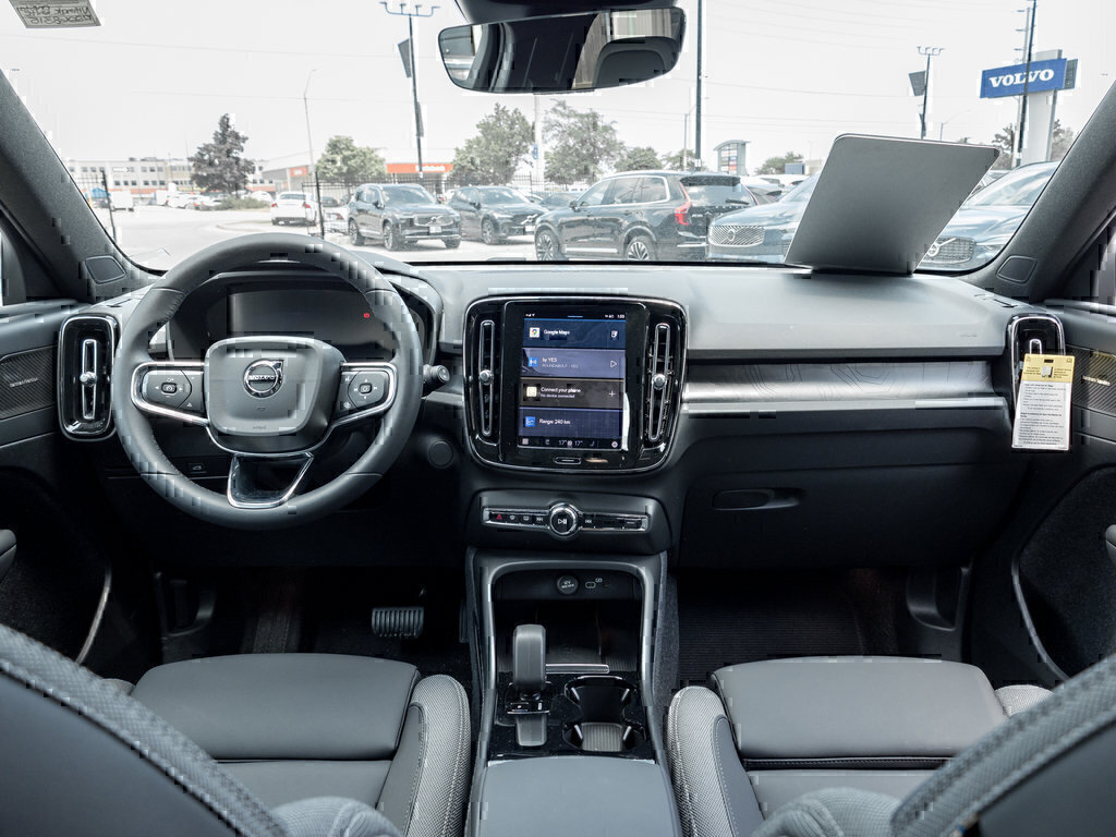 2024 Volvo XC40 Recharge Pure Electric Ultimate-26