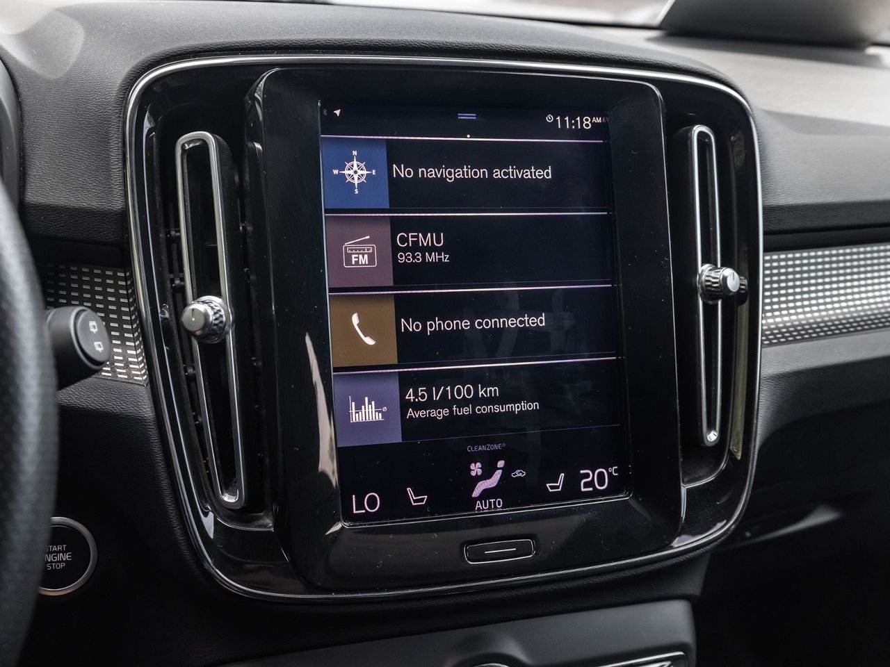 2020 Volvo XC40 R-Design-20