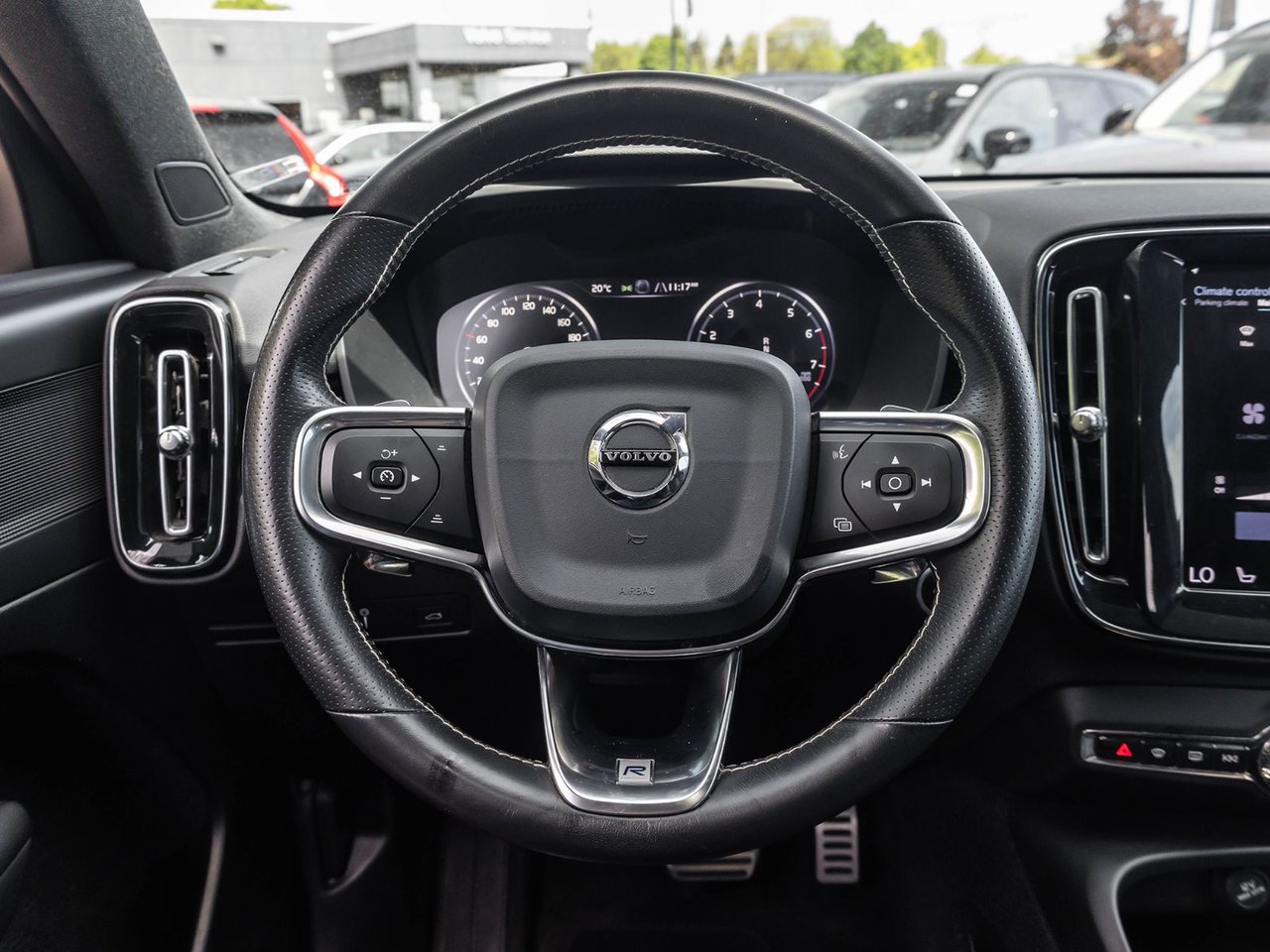 2020 Volvo XC40 R-Design-8